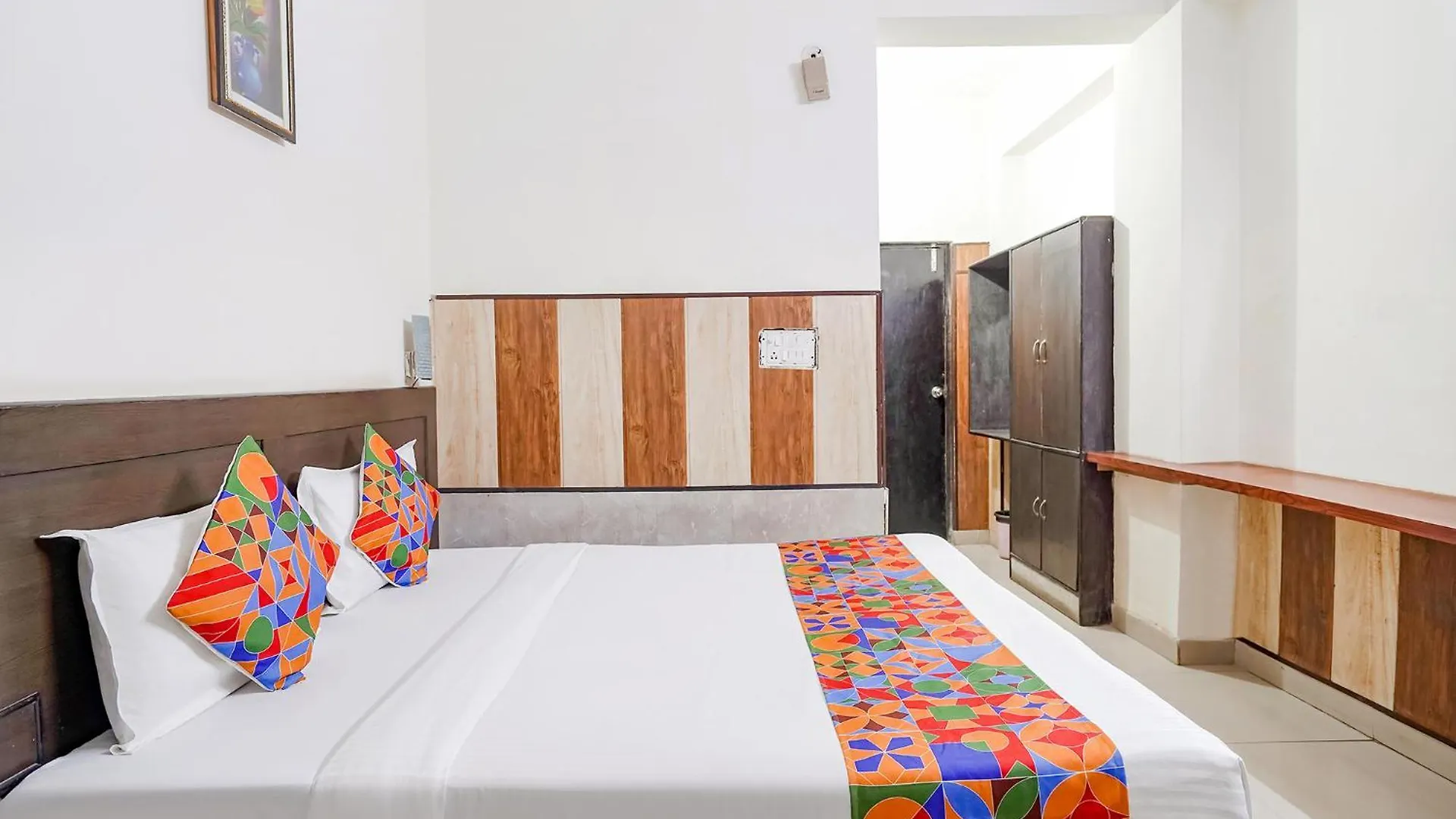 Fabhotel Prashant Palace Mysore Hotel