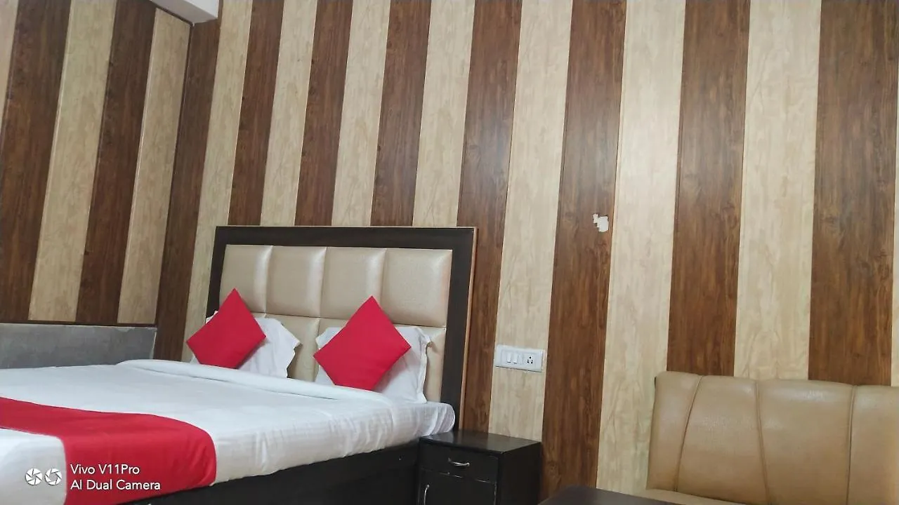 Hotel Fabhotel Prashant Palace Mysore